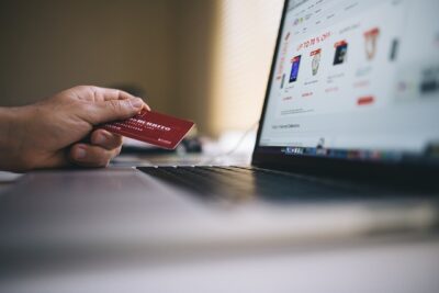 Cómo consultar la validez de tu tarjeta en comercios